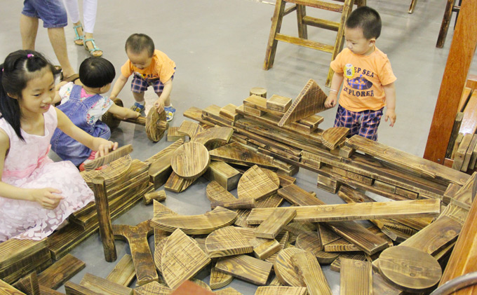 幼兒園新玩具來(lái)襲,兒童樂園好助手!