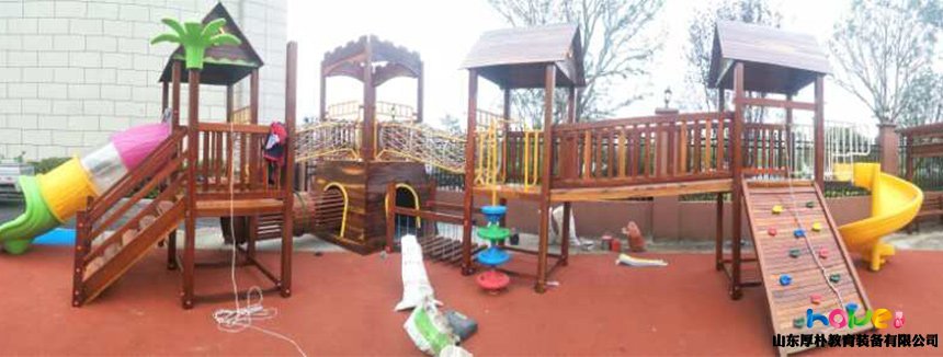幼兒園兒童玩什么大型玩具？幼兒園木質(zhì)滑梯可以用多少年？