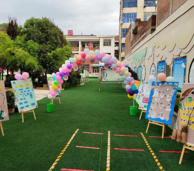 幼兒園秋季新學(xué)期幼兒園園長怎么開家長會