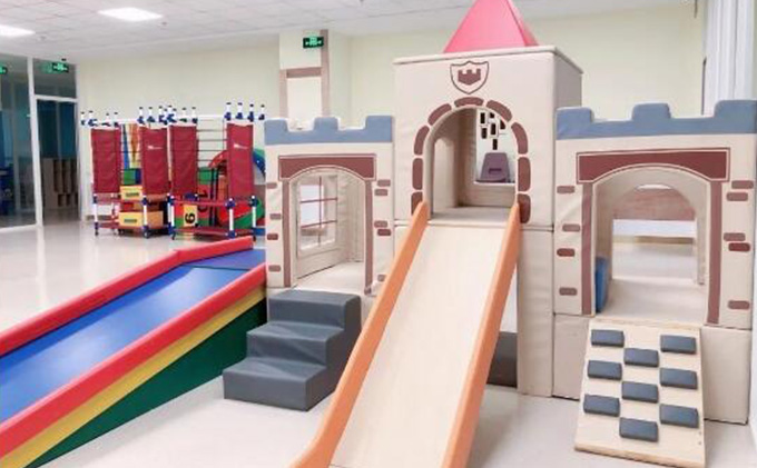 新建幼兒園都應(yīng)開設(shè)托班，上?！蛾P(guān)于進(jìn)一步促進(jìn)本市托育服務(wù)發(fā)展的指導(dǎo)意見